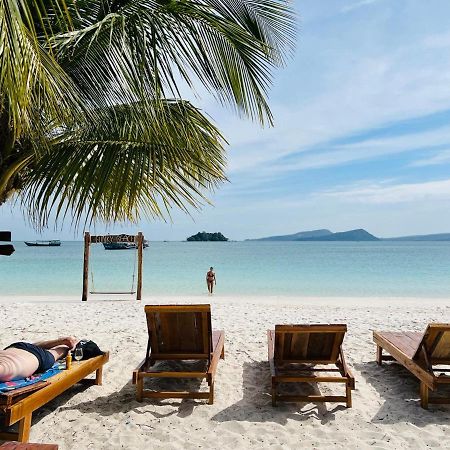 Hostel Funky Beach Sihanoukville Exterior foto