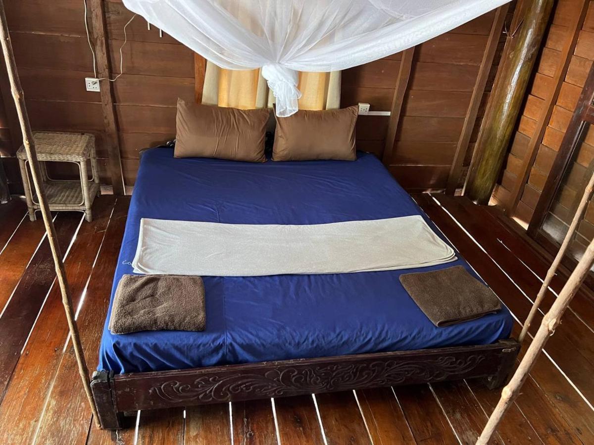 Hostel Funky Beach Sihanoukville Exterior foto